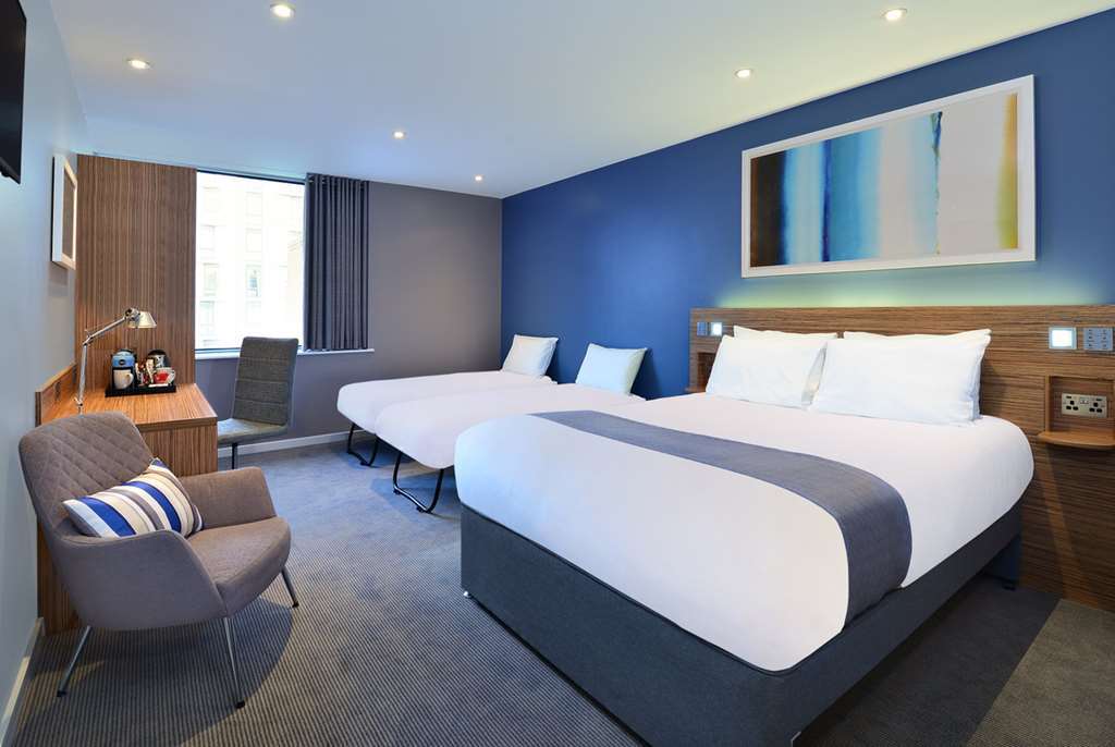 Travelodge London Central City Road Servis gambar